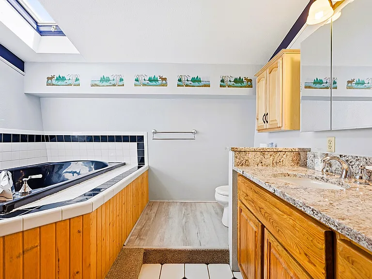 652 Bear Mountain Rd — Photo 25