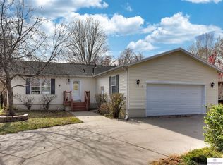 235 Ridgeland Ave, Inglewood, NE 68025