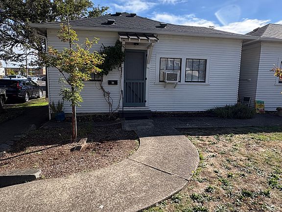 2nd image of 420 4th Ave SW