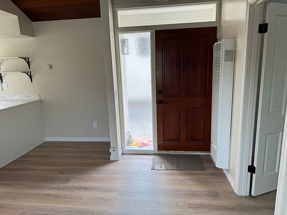 2nd image of 724 728 1/2 Taylor St