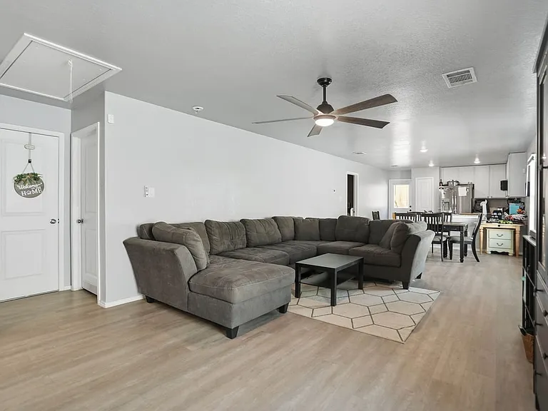10231 Mesa Medina — Photo 13
