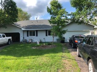 7311 Vinewood Ct N, Maple Grove, MN 55311