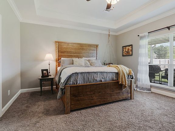 5th image of 10467 Oakmount Dr