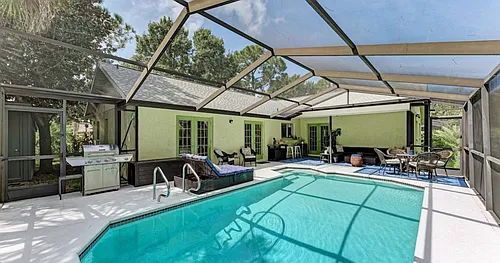 7107 Queen Palm Cir Photo 1