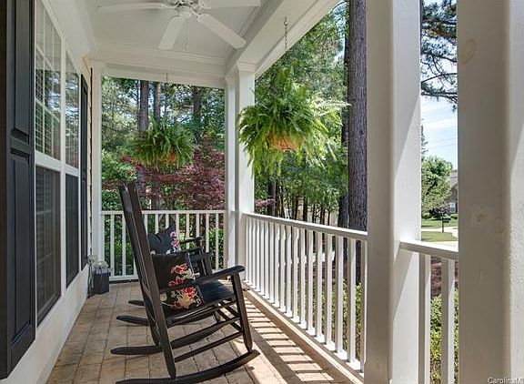 4th image of 113 Cove Pointe