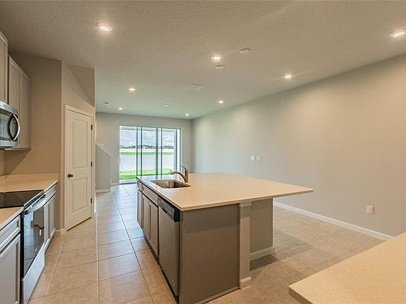 5th image of 19313 Blue Pond Dr