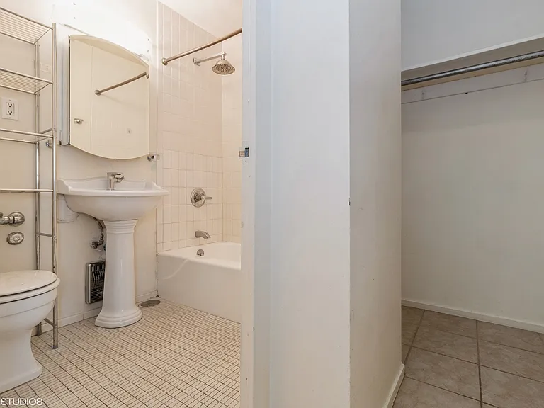 1401 E 55th St #409N — Photo 8