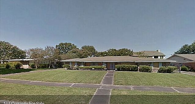 1st image of 4018 Leeshire Dr