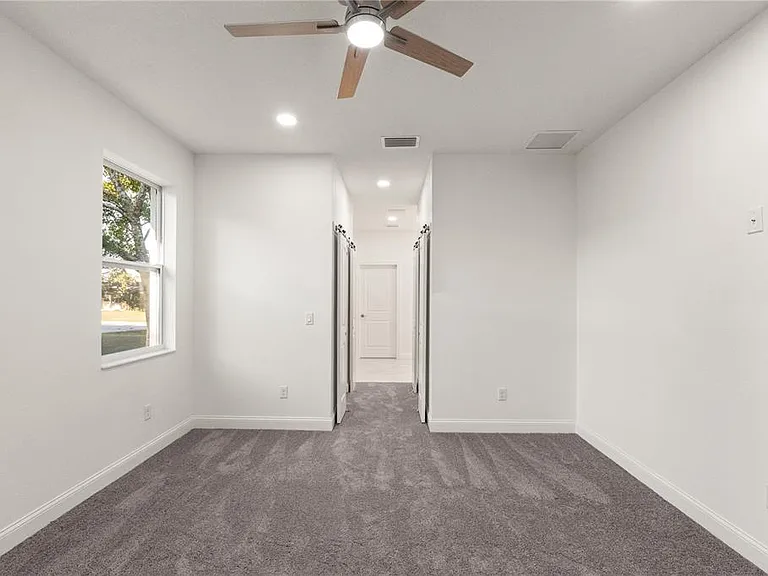 5352 Lowell Ave — Photo 10