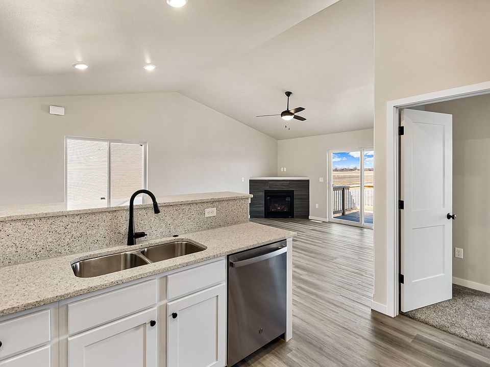 1st image of 2065-2067 Suttner Dr