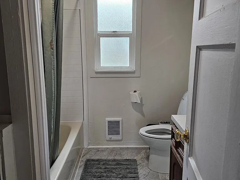 1420 Gleason Ave — Photo 9