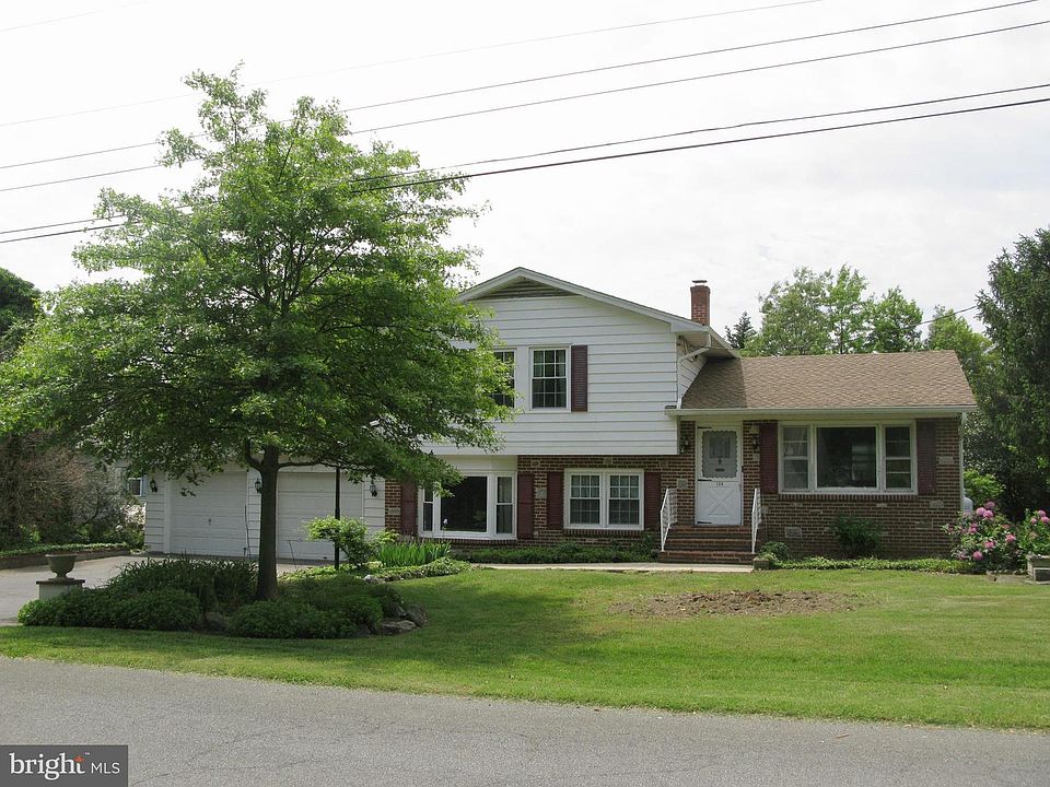 1st image of 124 Tulip Dr