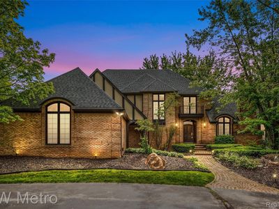 2863 Meadowood Ln, Bloomfield Hills, MI, 48302