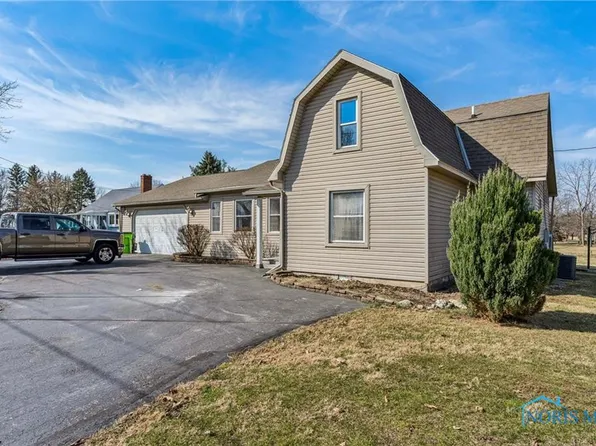 1721 N Union St, Fostoria, OH 44830