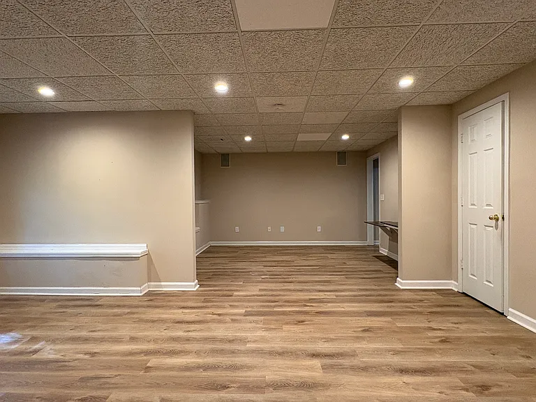 1002 Oak Way — Photo 15