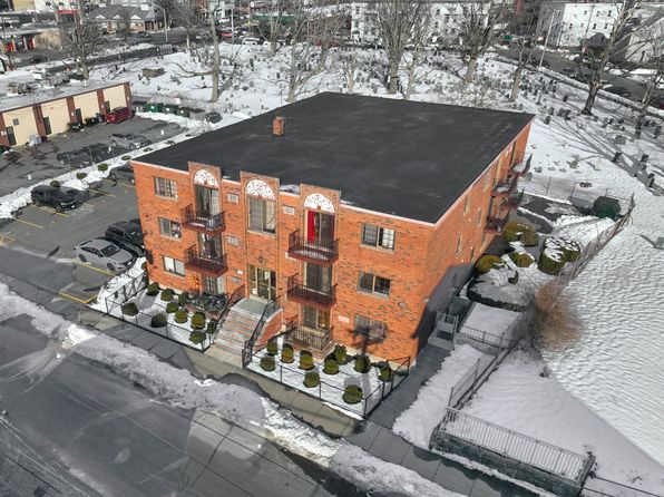 20 South St APT 1