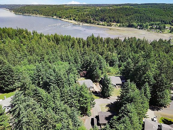3rd image of 14568 NW Honeyhill Loop