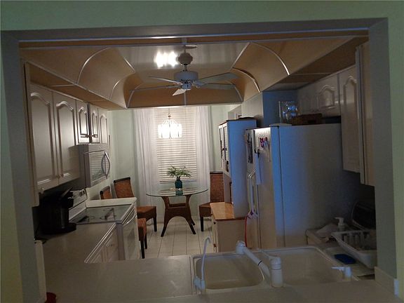 4th image of 10000 S Ocean Dr APT 704