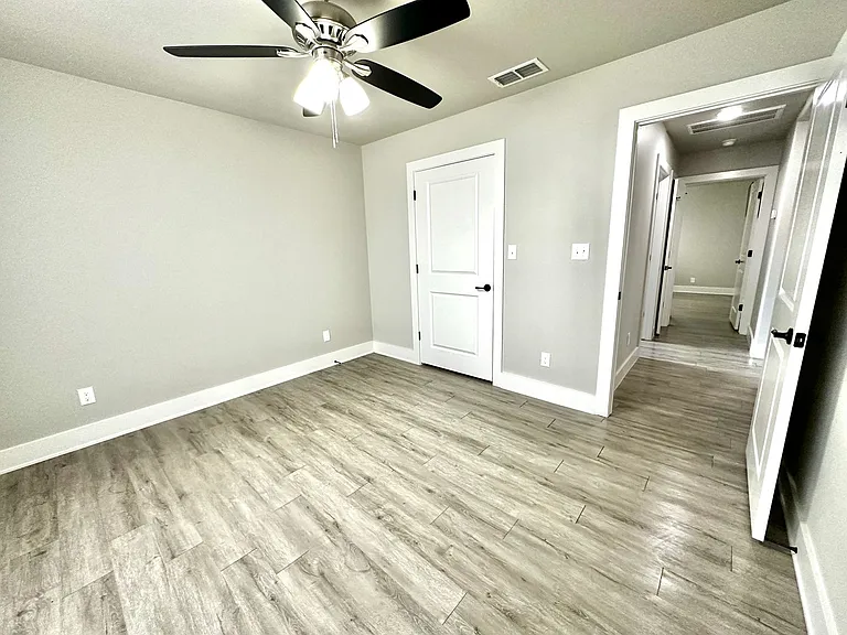 7211 23rd St — Photo 3