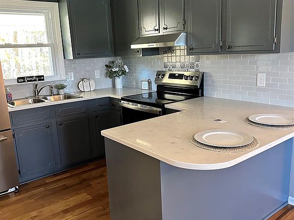 2nd image of 319 Valdese Dr