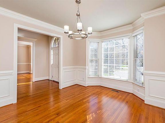5th image of 4608 Keighley Pl