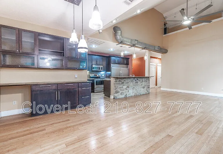 1025 Flaming Oak Dr — Photo 16