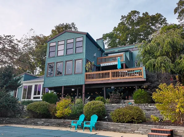 84 Ridge Hill Road, Montville, CT 06370