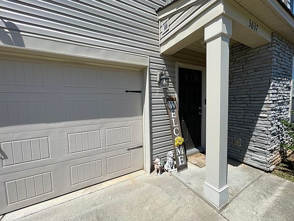 3rd image of 3637 Moseley Dr