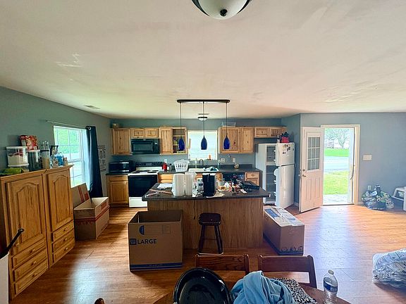 5th image of 889 Tuckahoe Rd