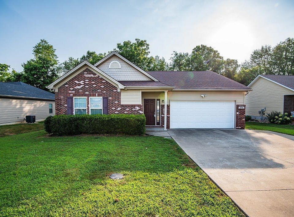 1st image of 369 Vineland Place Dr