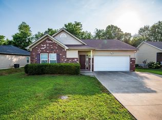 369 Vineland Place Dr, Vine Grove, KY