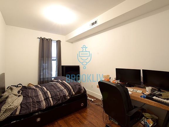 5th image of 311 Rogers Ave #2L