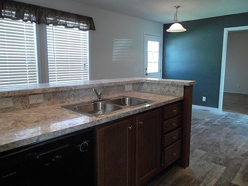4th image of 1732 Pinecroft Dr