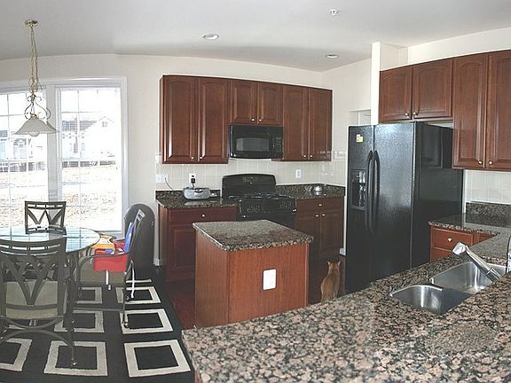 Gourmet Kitchen 
