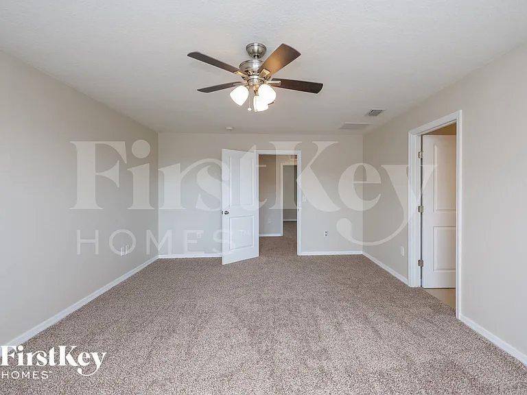 36051 Carriage Pine Ct — Photo 9