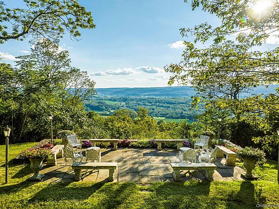 3rd image of 108 Westerly Ridge Drive