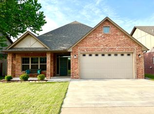 617 Chisholm Crk, Enid, OK 73701