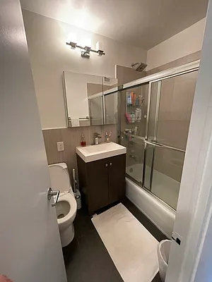 Rented by Olympia House Delaware LP | media 23