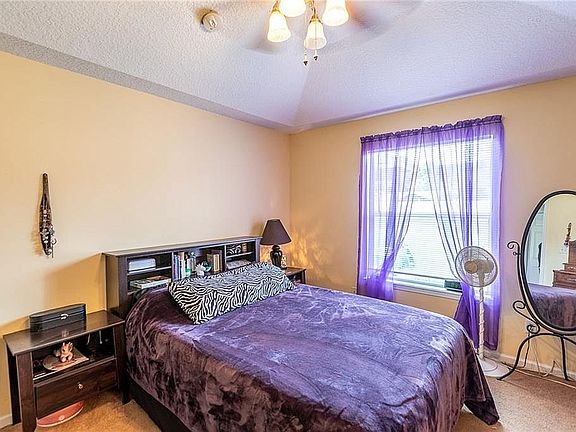 5th image of 95107 Twin Oaks Ln