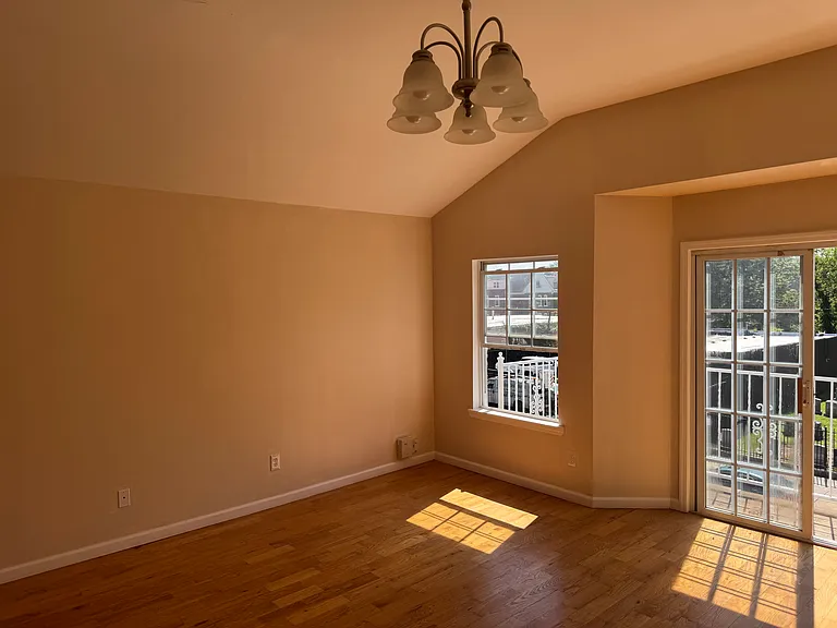 339 Ocean Ave #1 — Photo 11