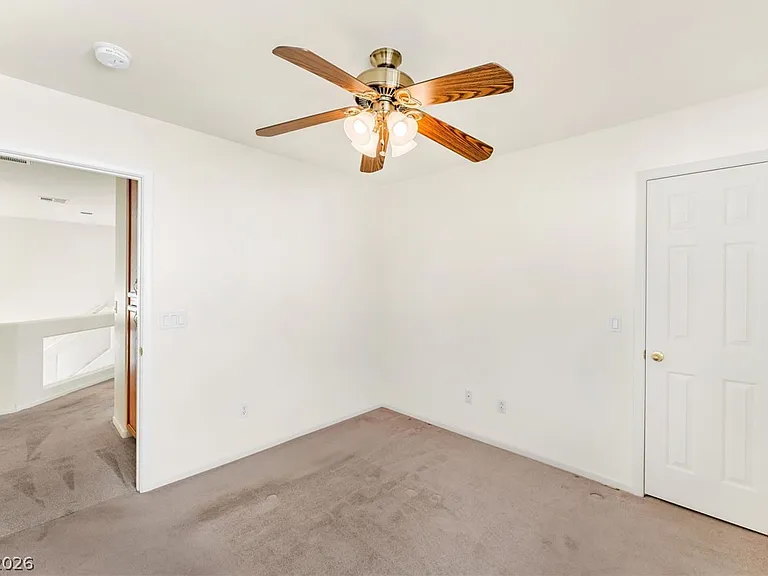 9522 Arrowhead Falls Ct — Photo 32