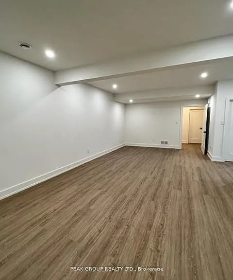 4590 Lee Ave — Photo 11