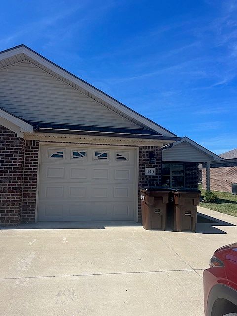 1st image of 440 Beacon Dr