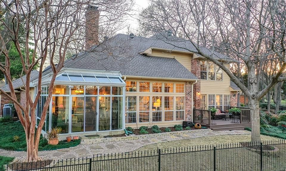 1st image of 1817 Lakeshore Ct