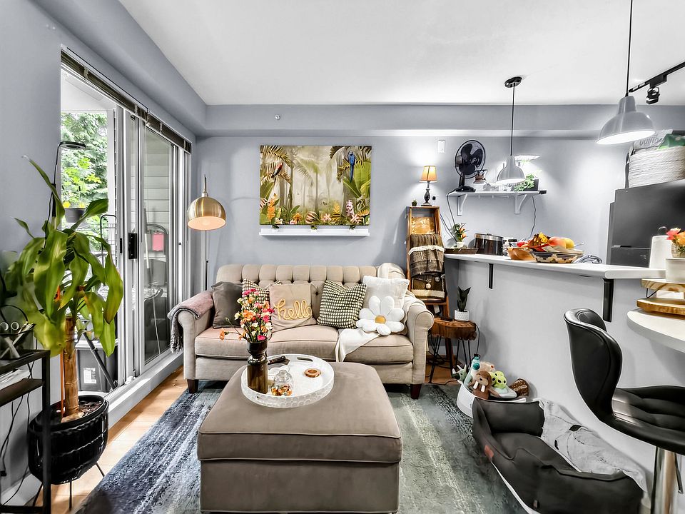 1st image of 528 Rochester Ave #514