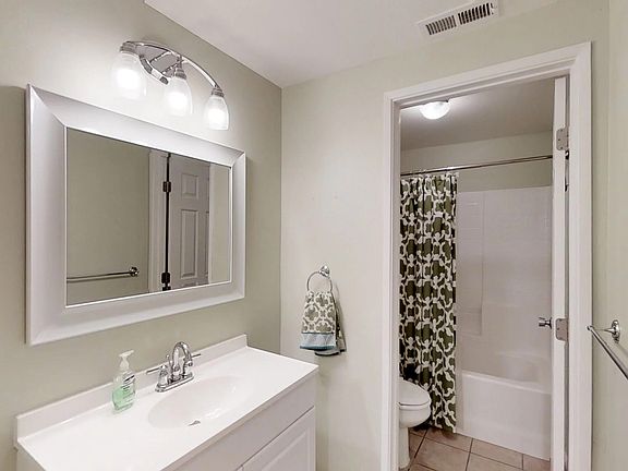 3rd image of 51785 Avenida Villa
