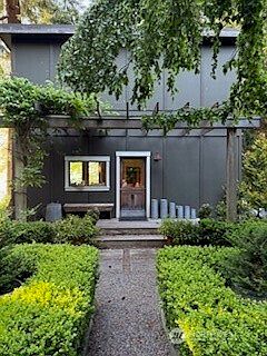 1st image of 9964 NE Lafayette Avenue