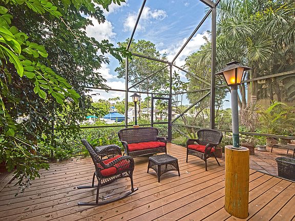 4th image of 6000 Paradise Point Dr
