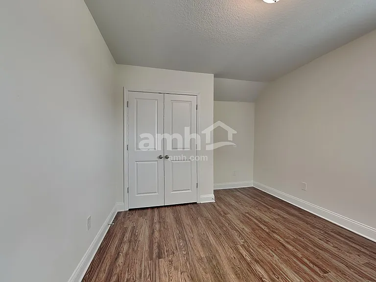 2470 Ixora Ct — Photo 23