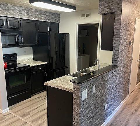 4th image of 539 Aspen Glen Dr APT 421